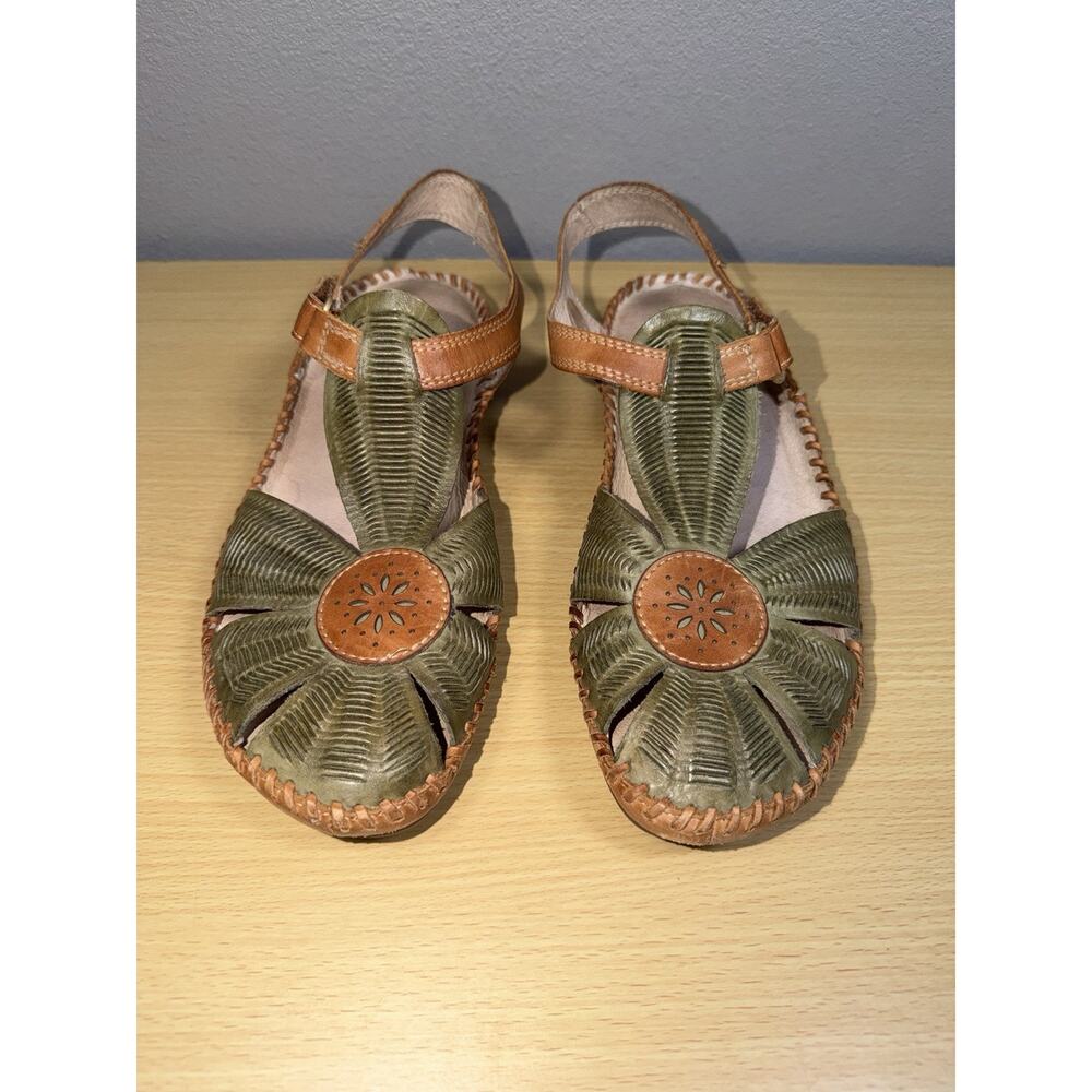 PIKOLINOS Puerto Vallarta 9.5 Tan & Olive Green Leather Comfort T Strap Sandals